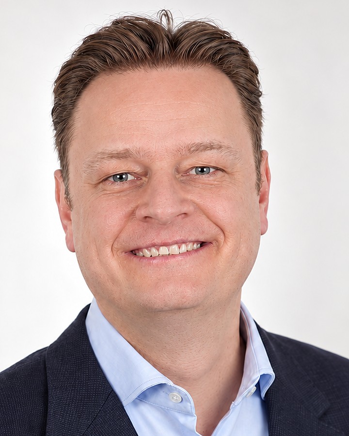 Christof Neumann, Vertriebsleitung des Deutschen Pflegehilfswerks